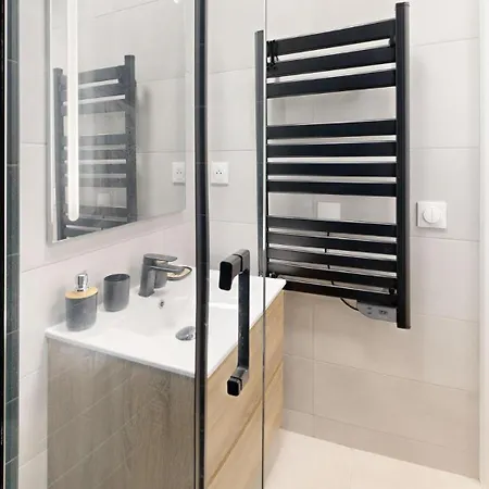 869-Suite Bleuet - Superbe Appartement Montreuil  Exterior photo